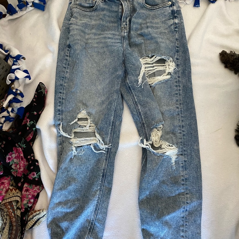 American Eagle Curvy Mom Jeans!